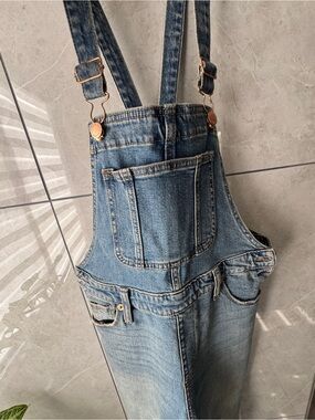 Universal Thread Light Blue Denim Overalls with Adjustable Straps